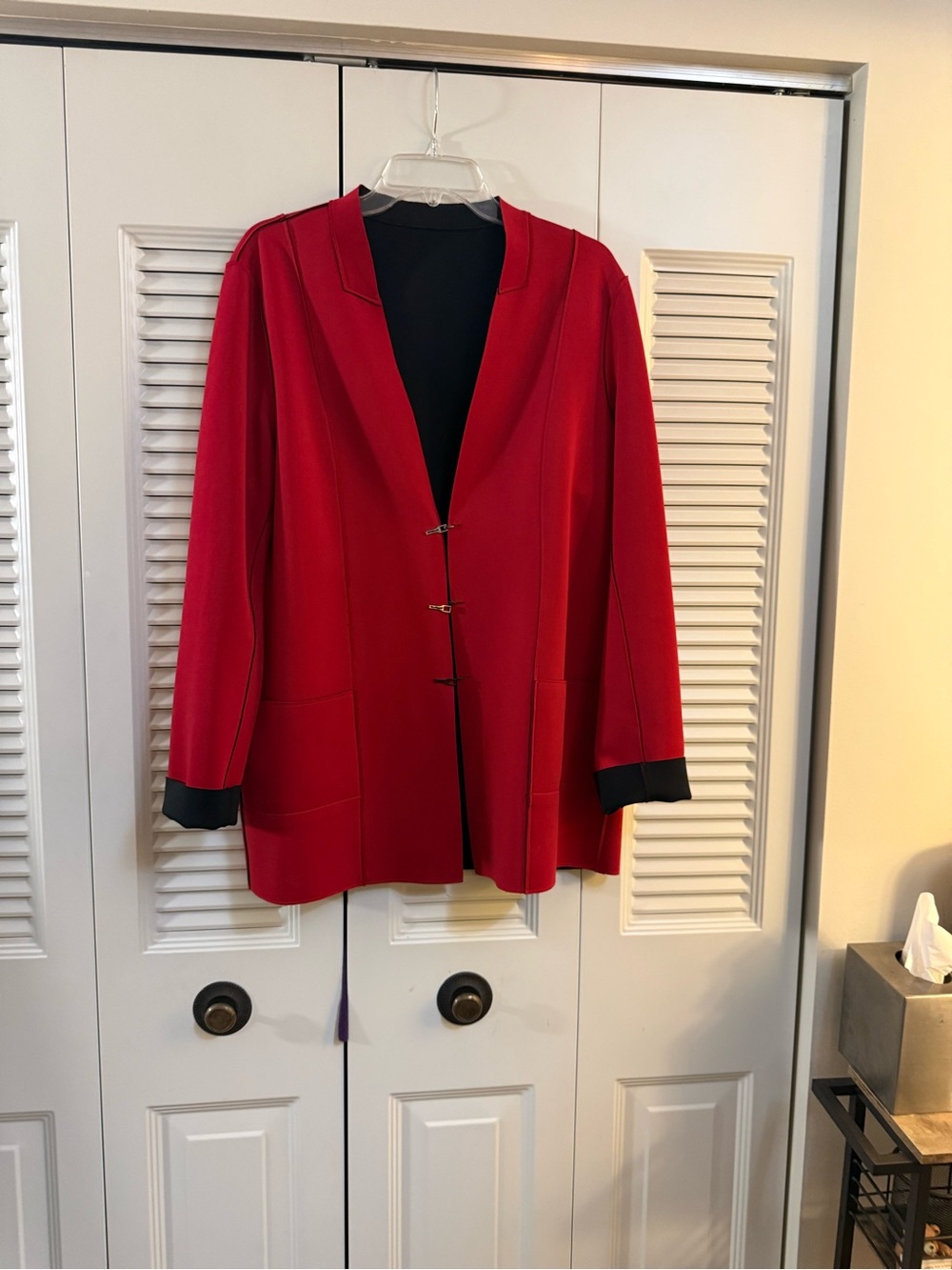 Elie Tahari Red and Black Reversible Open-Front Blazer with Black or Red Cuffs